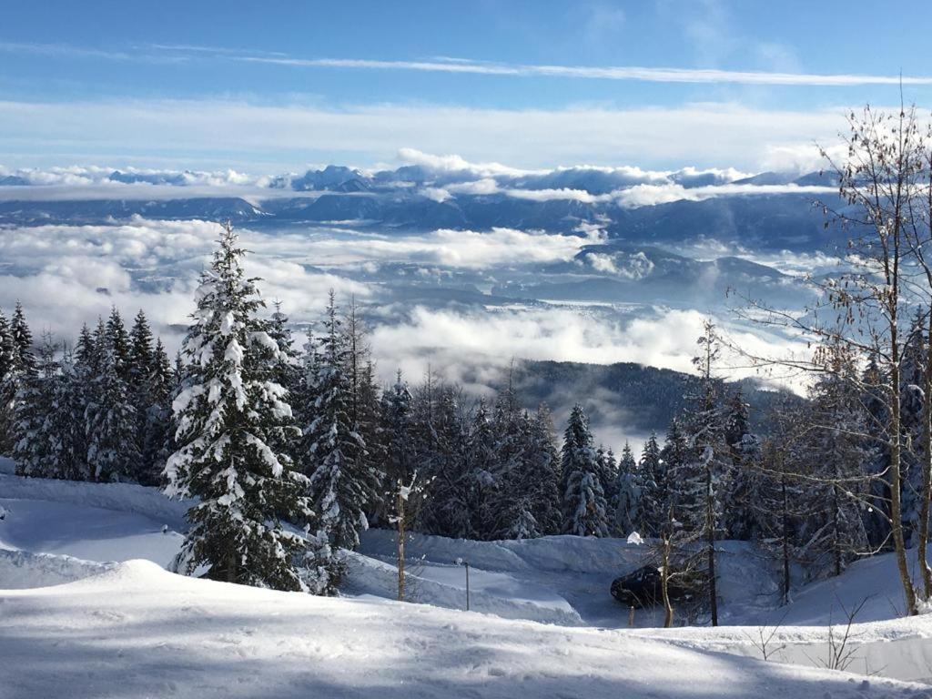 Familienapartment Sonne Und Schnee Kanzelhohe Екстериор снимка